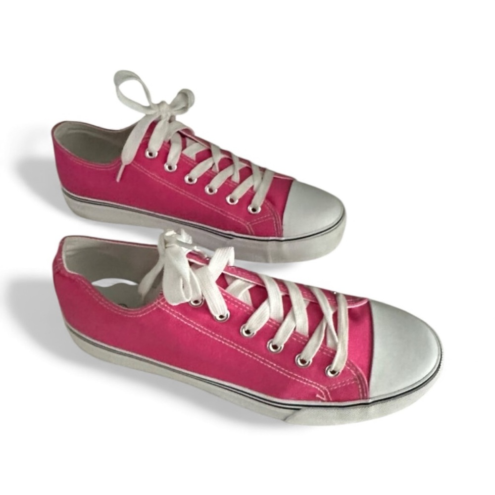 Pink Canvas Lace-Up Sneakers Womens Size 9.5 / 40.5 With Round Toe & Rubber Sole